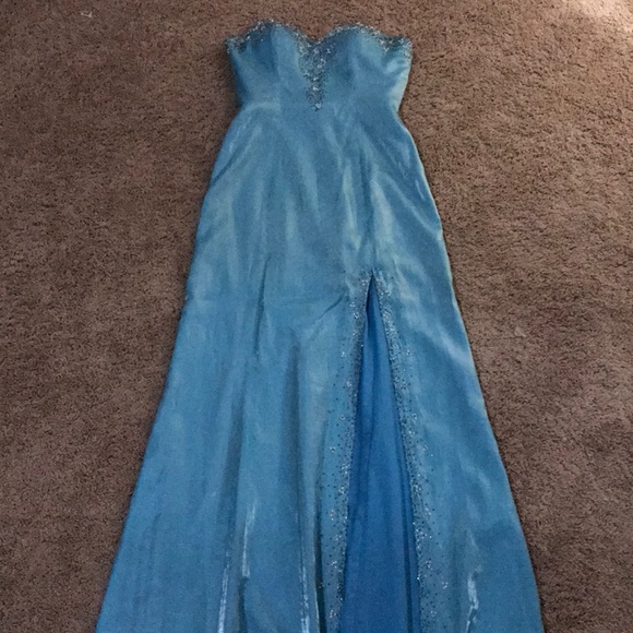 Blue prom dress - Picture 2 of 6